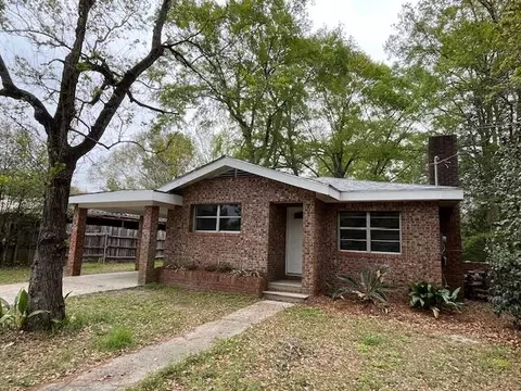 103 Grape St, Petal, MS 39465