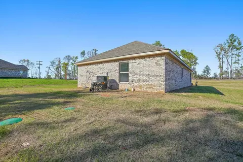 Exterior - 279 Anse Reed Rd, Magee, MS 39111 photo 6 of 26