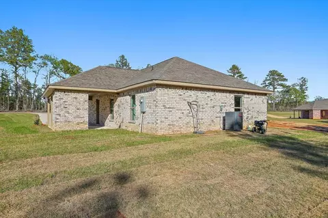 Exterior - 279 Anse Reed Rd, Magee, MS 39111 photo 7 of 26