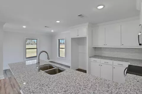 Kitchen - 279 Anse Reed Rd, Magee, MS 39111 photo 1 of 5
