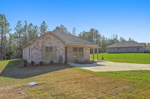 Exterior - 279 Anse Reed Rd, Magee, MS 39111 photo 2 of 26