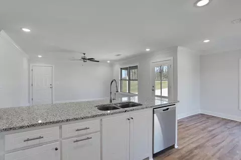 Kitchen - 279 Anse Reed Rd, Magee, MS 39111 photo 3 of 5