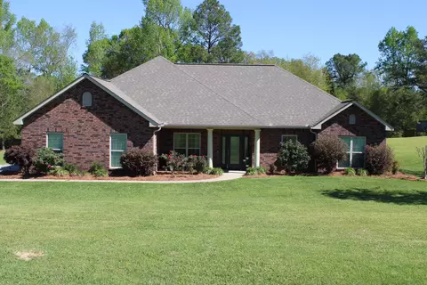 40 Rocky Lndg, Ellisville, MS 39437