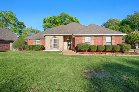 Exterior - 108 Planters Row, Madison, MS 39110 photo 3 of 12