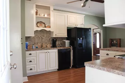 36 Bowman Rd, Petal, MS 39465 photo 7