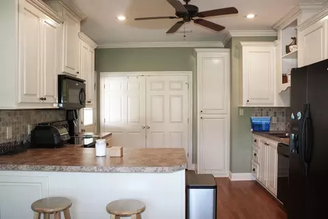 36 Bowman Rd, Petal, MS 39465 photo 5