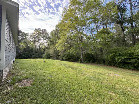 Exterior - 21 Freeman Rd, Laurel, MS 39443 photo 7 of 10