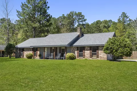 60 Deerwood Dr, Petal, MS 39465