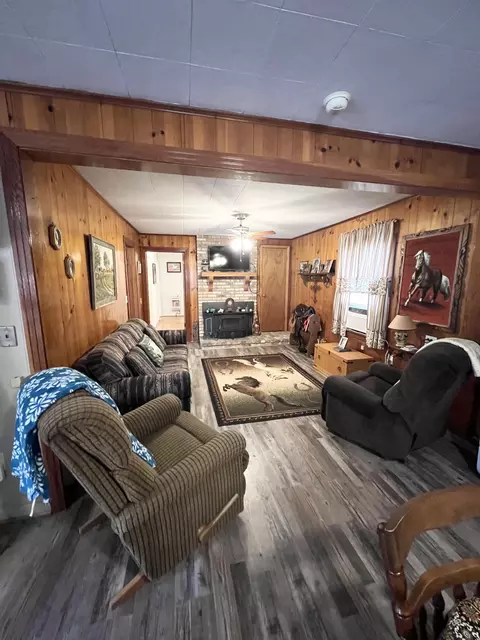Living - 267 Stringer Rd, Columbia, MS 39429 photo 1 of 6