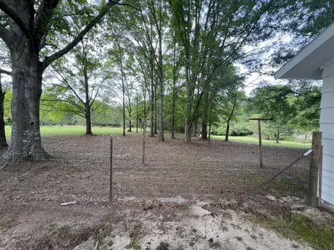 View/Area - 267 Stringer Rd, Columbia, MS 39429 photo 1 of 5