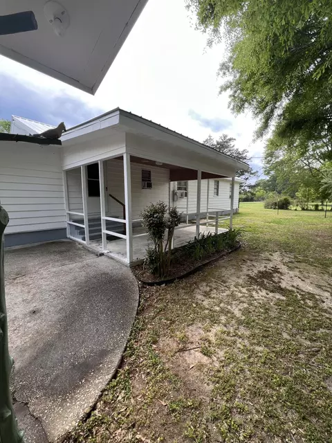 Exterior - 267 Stringer Rd, Columbia, MS 39429 photo 6 of 12