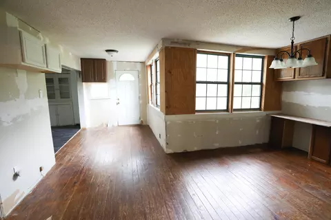 Other - 404 First St E, New Augusta, MS 39462 photo 17 of 27