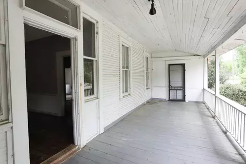 Exterior - 404 First St E, New Augusta, MS 39462 photo 5 of 15