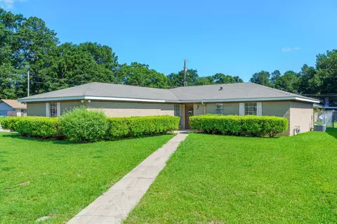 100 Mary, Hattiesburg, MS 39402