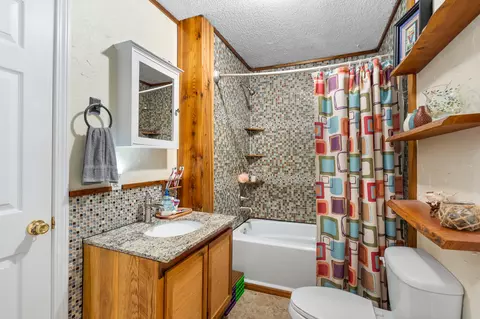 Bath - 24 Jordan Ln, Sumrall, MS 39482 photo 1 of 1