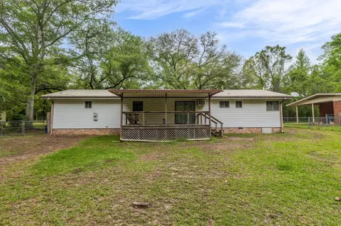 Exterior - 75 Meadowlane Dr, Laurel, MS 39440 photo 7 of 13