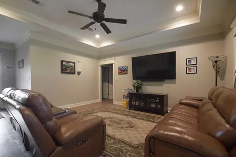 29 E Cherry St, Sumrall, MS 39482 photo 5
