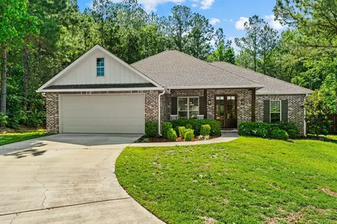 55 Zachery, Hattiesburg, MS 39402