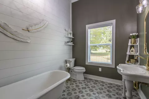 Bath - 22 Matheny, Purvis, MS 39475 photo 1 of 4