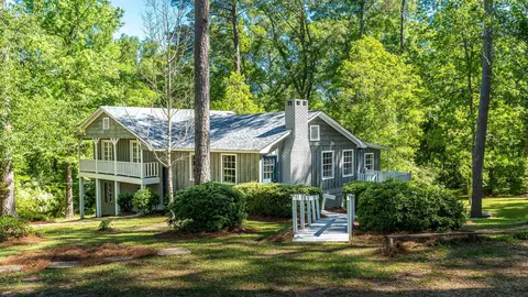 1300 E Pne, Ellisville, MS 39437
