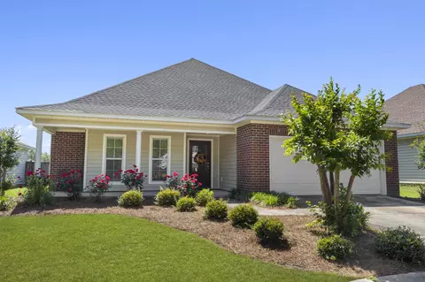 22 Montrose Ct, Hattiesburg, MS 39402