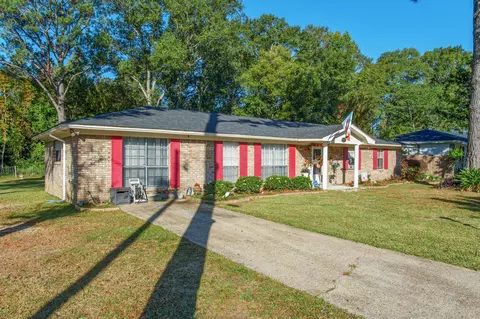 603 Rosewood Ter, Richton, MS 39476