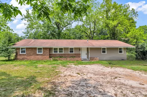 310 Purvis St, Purvis, MS 39475