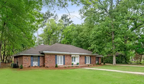 103 Wildwood Cir, Hattiesburg, MS 39402