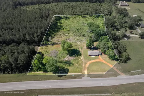 1963 Us-84, Collins, MS 39428 photo 41