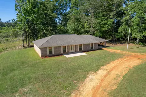 1963 Us-84, Collins, MS 39428 photo 2