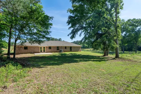 1963 Us-84, Collins, MS 39428 photo 35