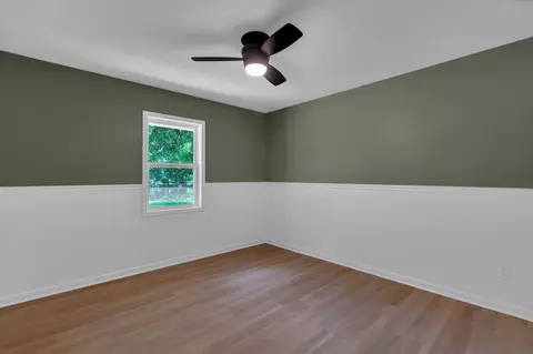Bedroom - 82 Powers Dr, Laurel, MS 39443 photo 5 of 6