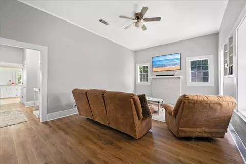 Entry Way - 702 Main, Purvis, MS 39475 photo 1 of 4