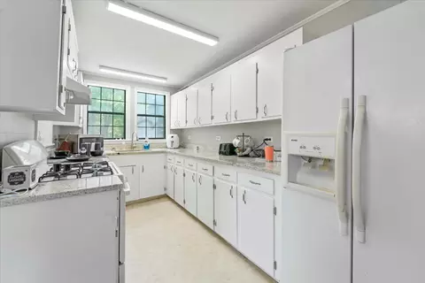 Kitchen - 702 Main, Purvis, MS 39475 photo 1 of 2