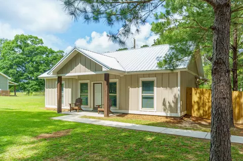 Exterior - 38 Nobles Cutoff, Sumrall, MS 39482 photo 2 of 3