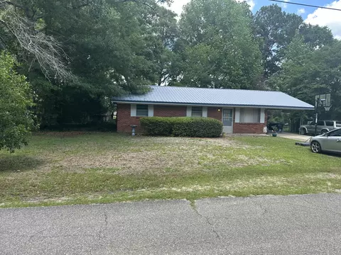 703 Mississippi Ave, Purvis, MS 39475