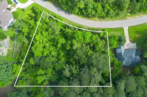 21 Parsons Creek Rd, Hattiesburg, MS 39402