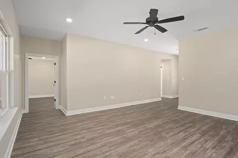Living - 8 Adeline Ct, Sumrall, MS 39482 photo 3 of 3