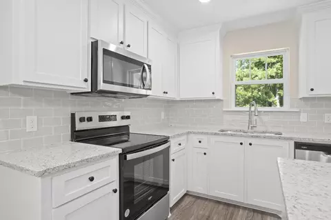 Kitchen - 8 Adeline Ct, Sumrall, MS 39482 photo 1 of 3