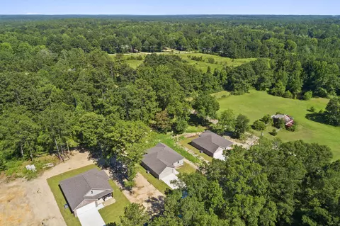 View/Area - 8 Adeline Ct, Sumrall, MS 39482 photo 2 of 5