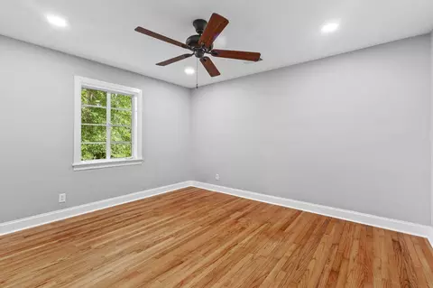 Bedroom - 205 Stephens Ave, Laurel, MS 39440 photo 2 of 6
