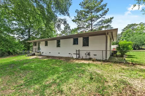 Exterior - 205 Stephens Ave, Laurel, MS 39440 photo 8 of 10