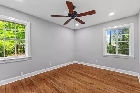 Bedroom - 205 Stephens Ave, Laurel, MS 39440 photo 5 of 6