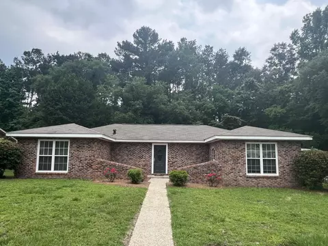 1014 Glenmore Dr, Columbia, MS 39429
