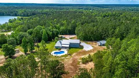 177 Thompson Creek Ln, Columbia, MS 39429