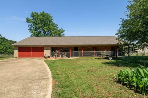 266 Mcmellon Rd, Mount Olive, MS 39119