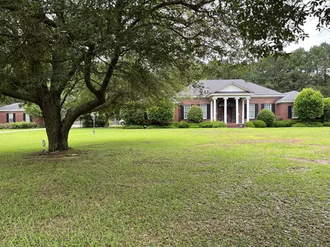 349 Bethel Church Rd, Seminary, MS 39479