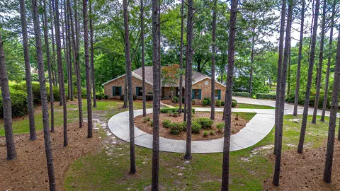 4 Marlin Cir, Hattiesburg, MS 39402