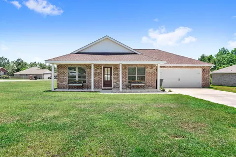 1 Sugarloaf Ln, Perkinston, MS 39573