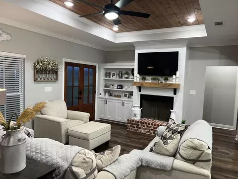 83 Berwick, Petal, MS 39465 photo 3